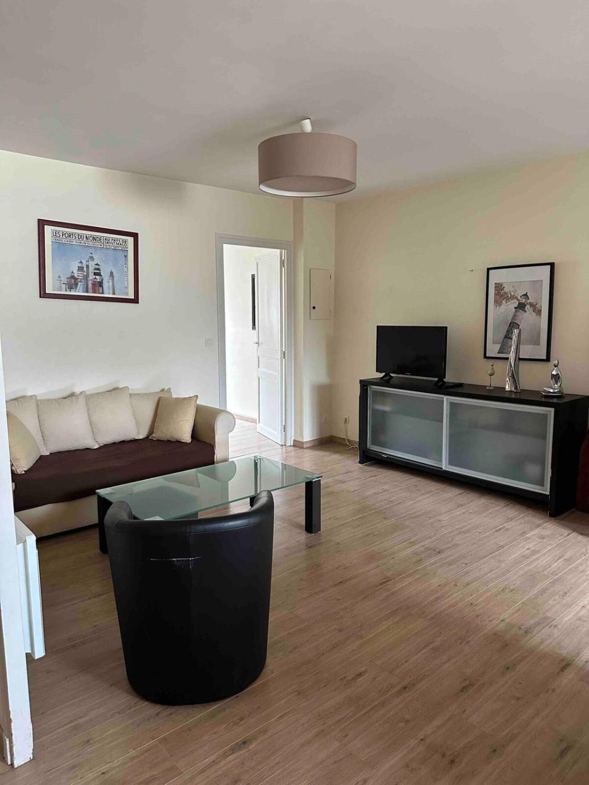 Apartment T3 Centre St Servan, Proche Plages Et Commerces - Wifi Saint-Malo